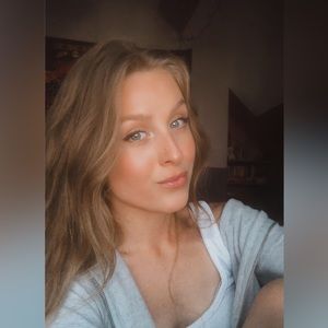 Meet your Posher, Allie